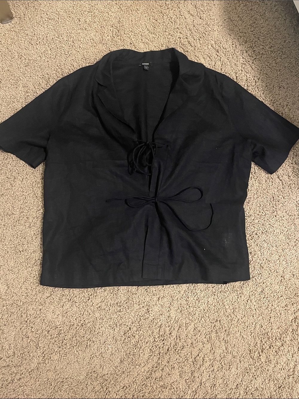 Express Black Tie-Front Short Sleeve Top